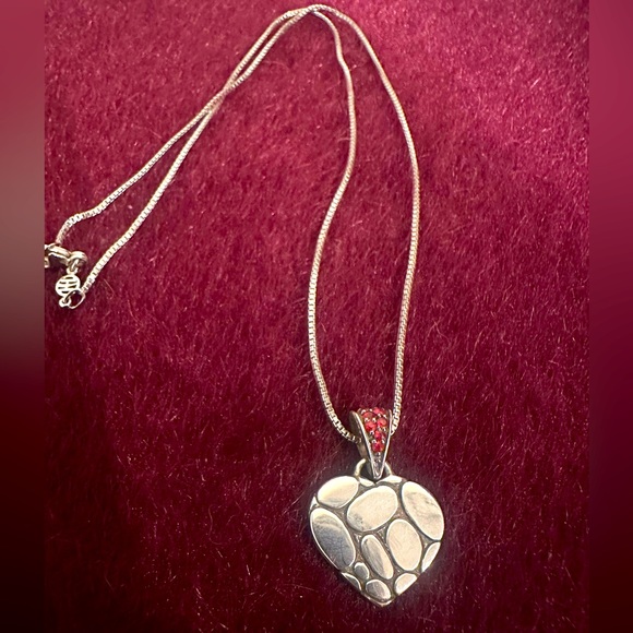 JOHN HARDY Signature Dot Heart Silver Pendant Necklace w/Garnet Embellishment - Picture 2 of 11